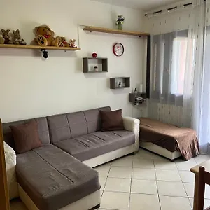 appartamento-a-10-minuti-dal-lago-di-garda.hotelinveneto.com/