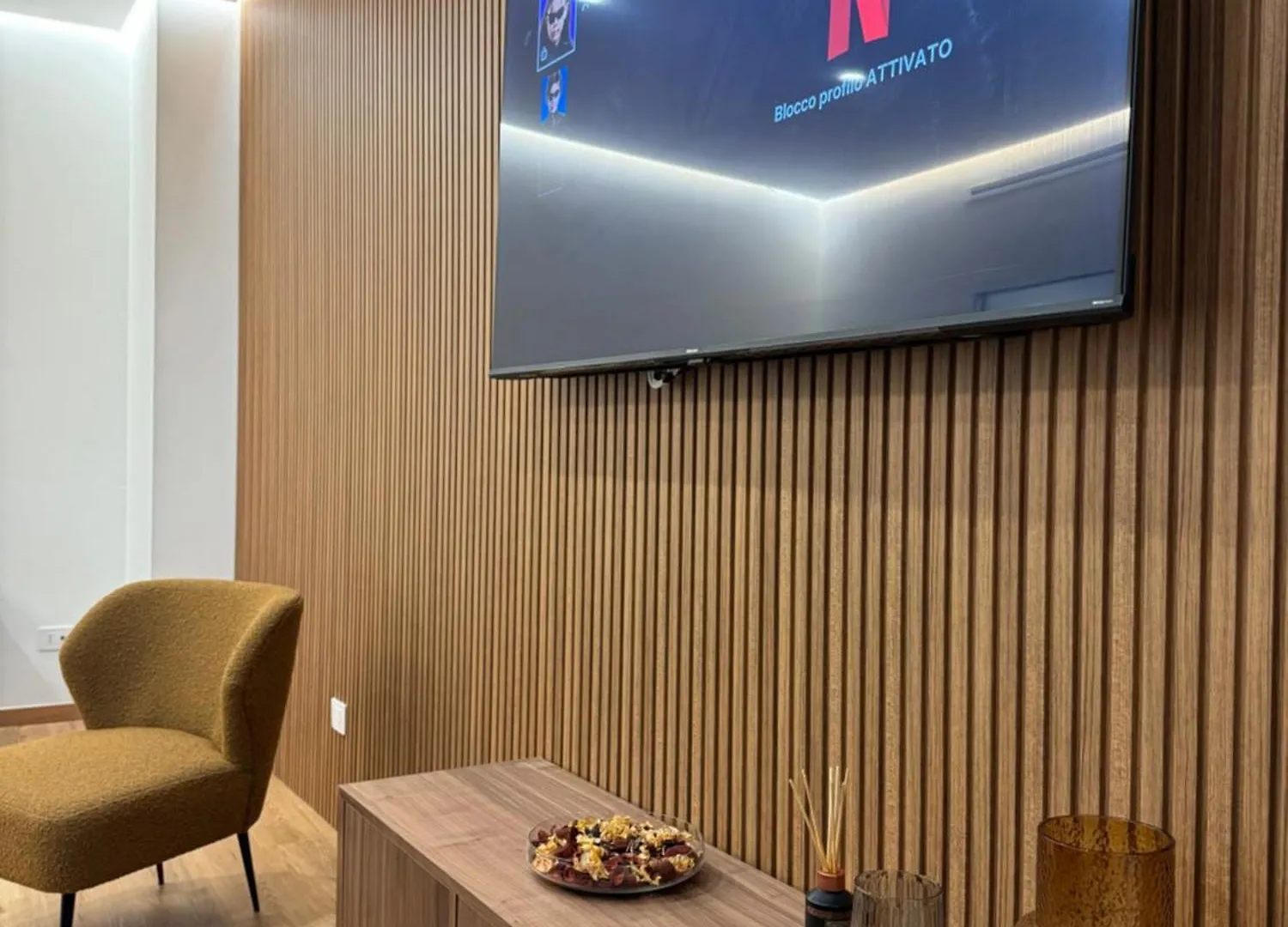 Lavinia Luxury Apartments contacts